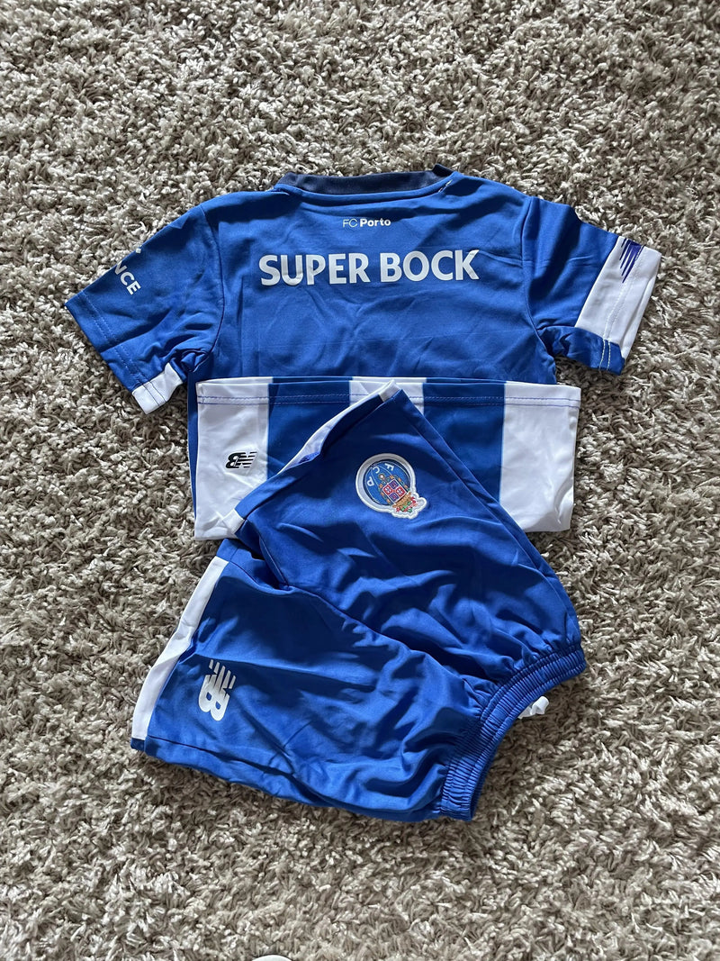 Kit Criança Principal Porto 2023/24- Artigo em Stock